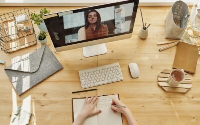 Candidate downloading recorded responses on laptop